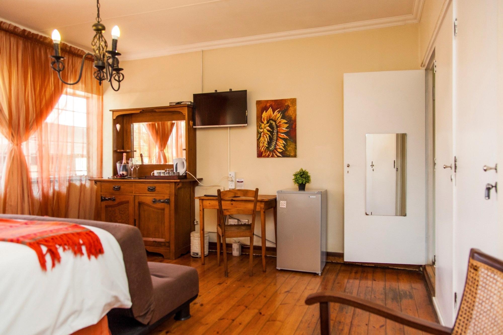 3@Marion Guest House Pretoria-Noord Extérieur photo